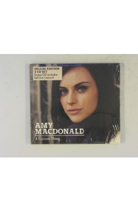 Macdonald Amy - A Curious Thing