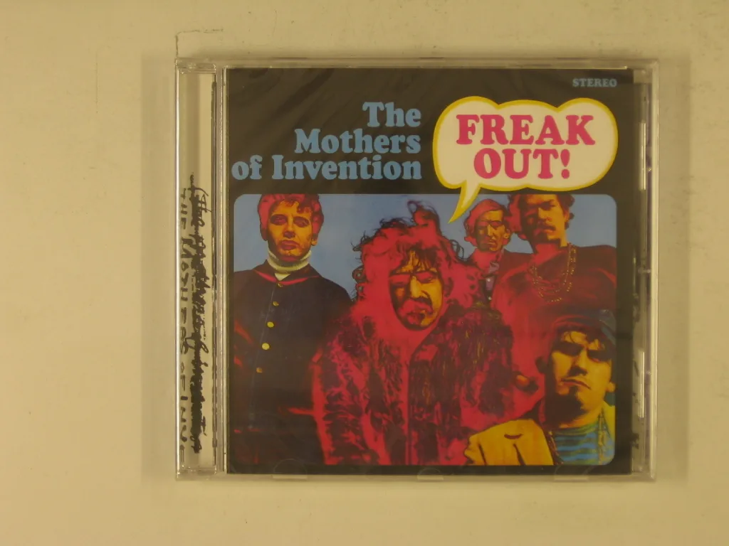 Copertina di Freak Out!
