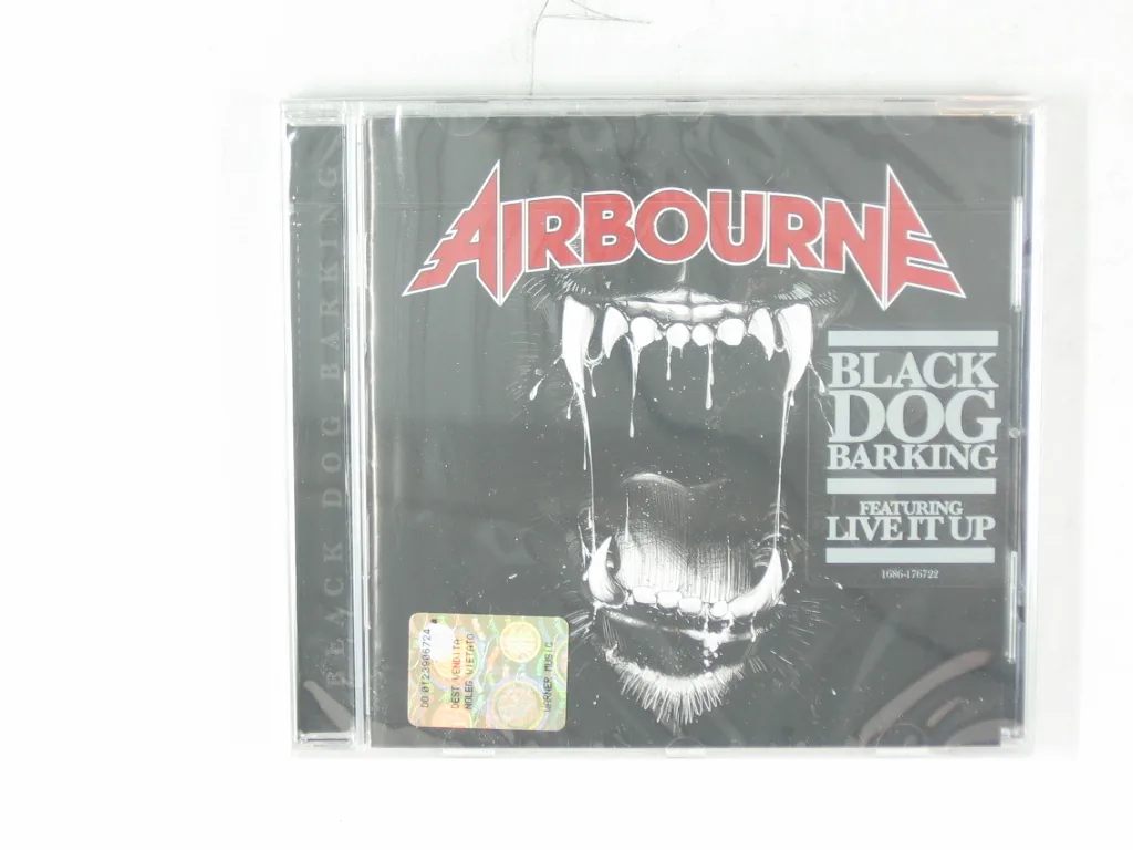 Copertina di Black Dog Barking