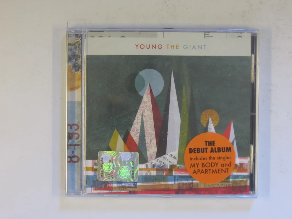 Copertina di Young The Giant