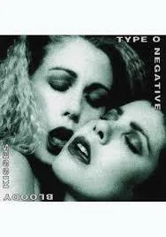 Copertina di Bloody Kisses