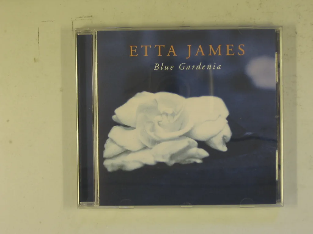 Copertina di Blue Gardenia