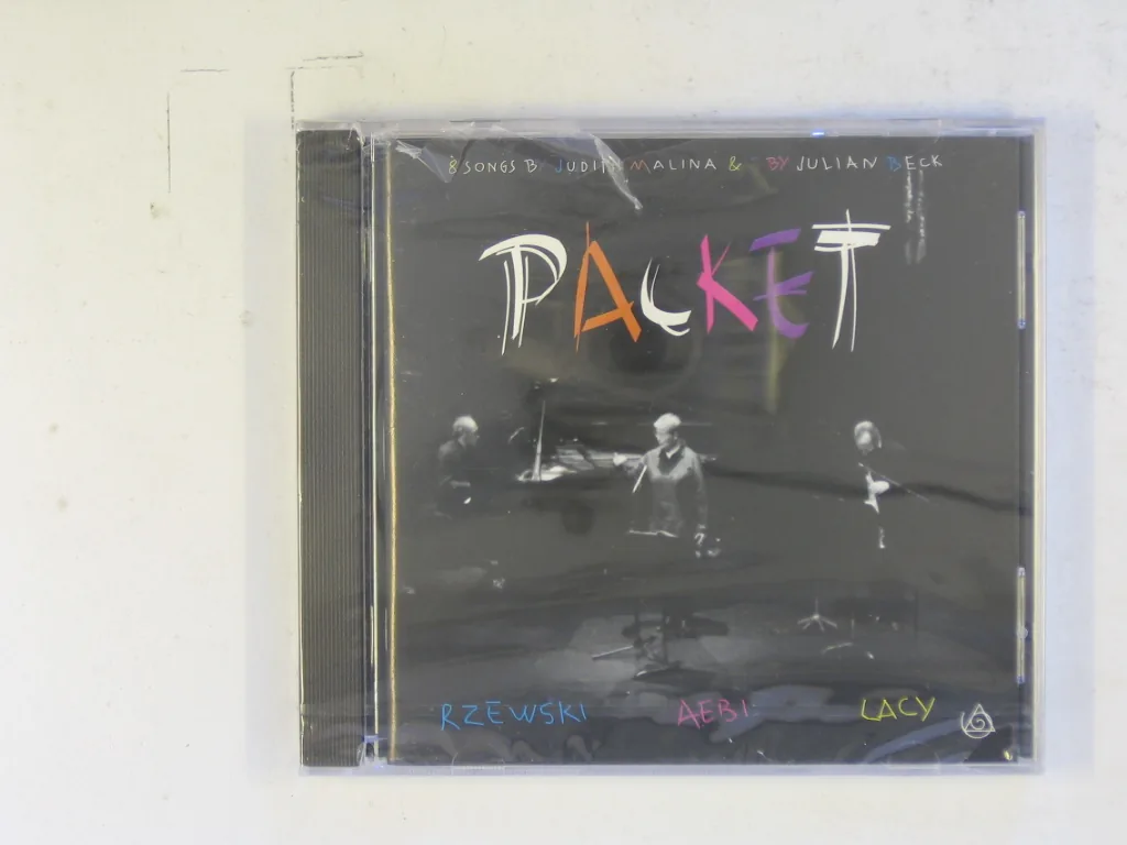 Copertina di Packet