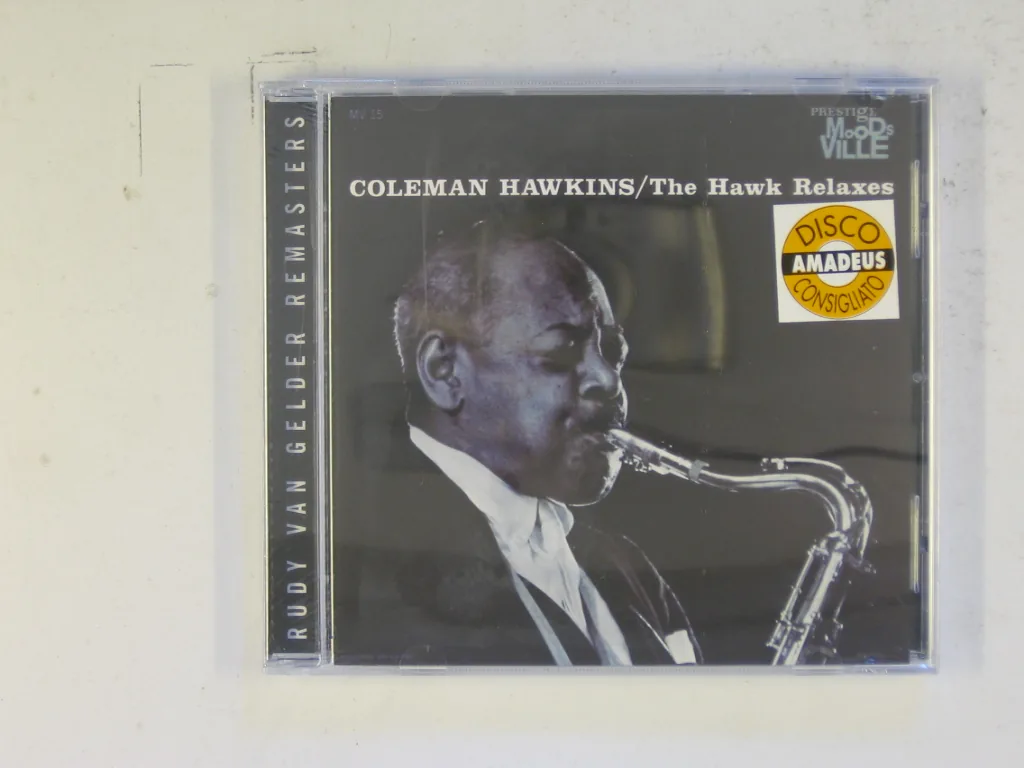 Copertina di The Hawk Relaxes