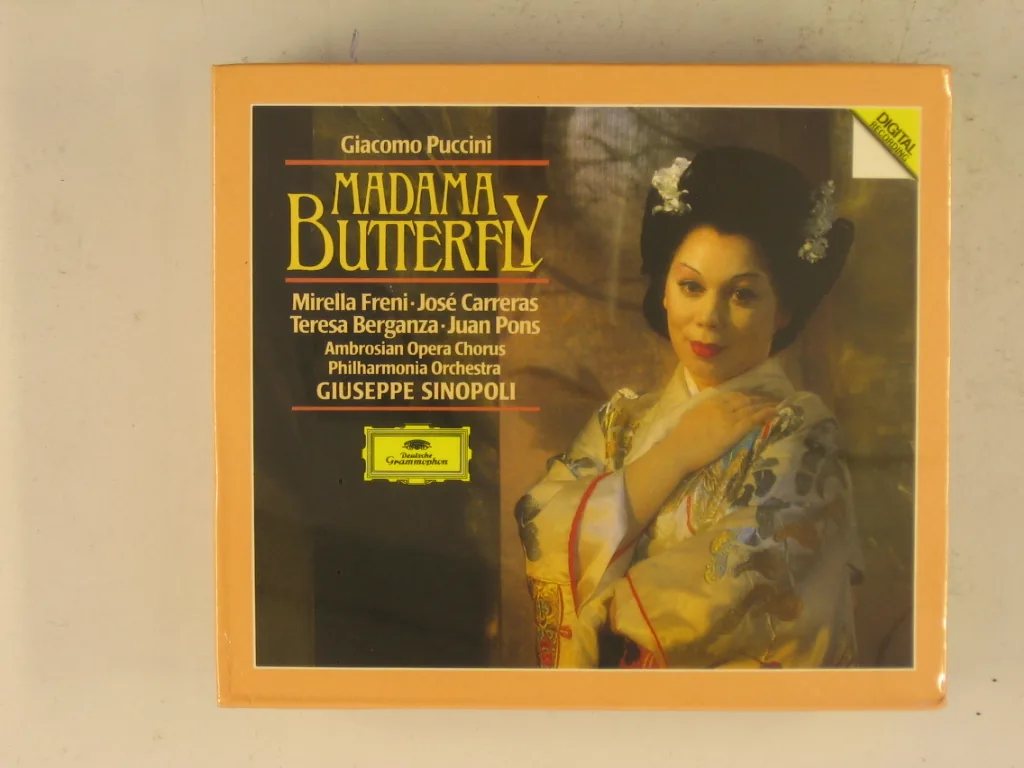 Copertina di Madama Butterfly