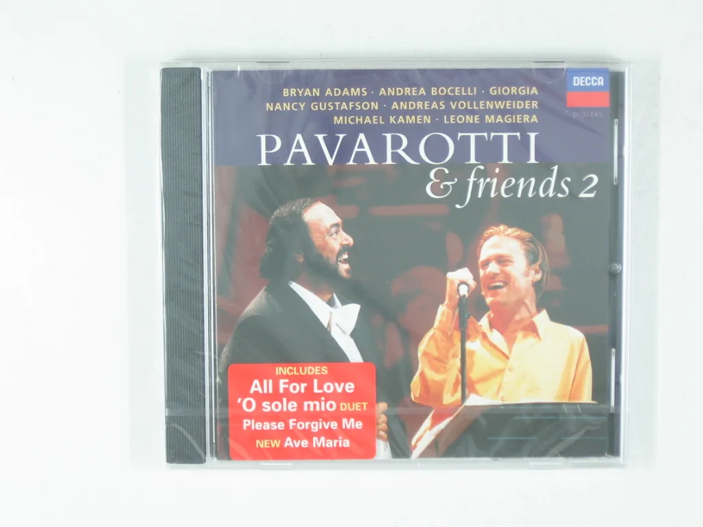 Copertina di Pavarotti & Friends 2