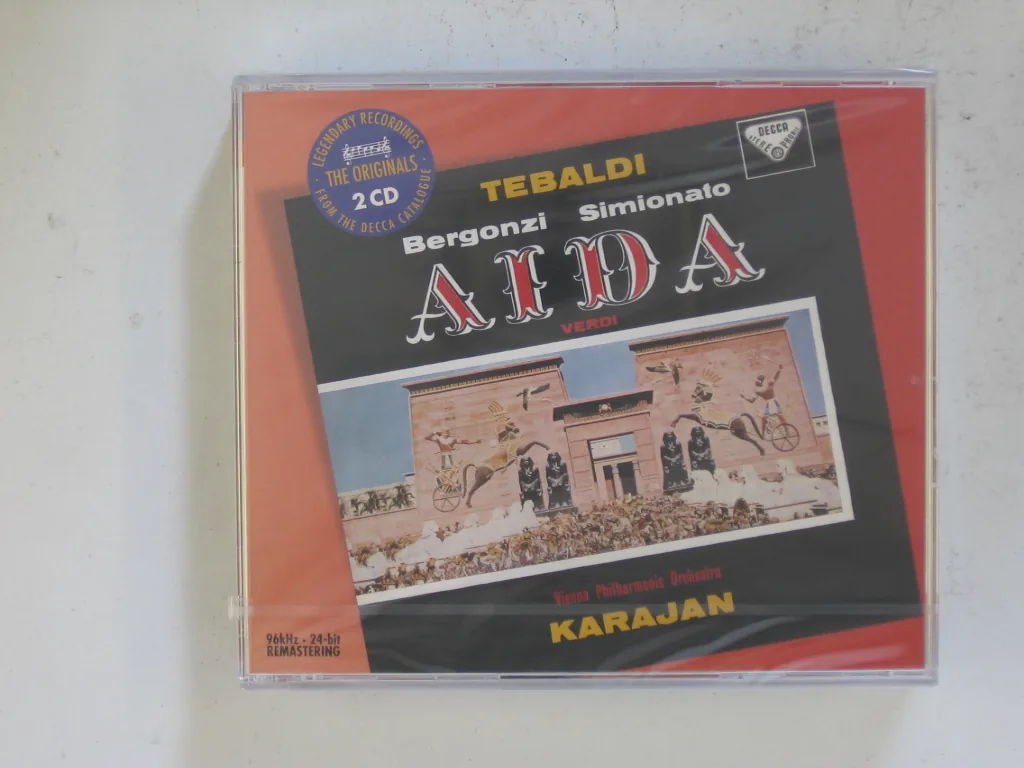 Copertina di Aida