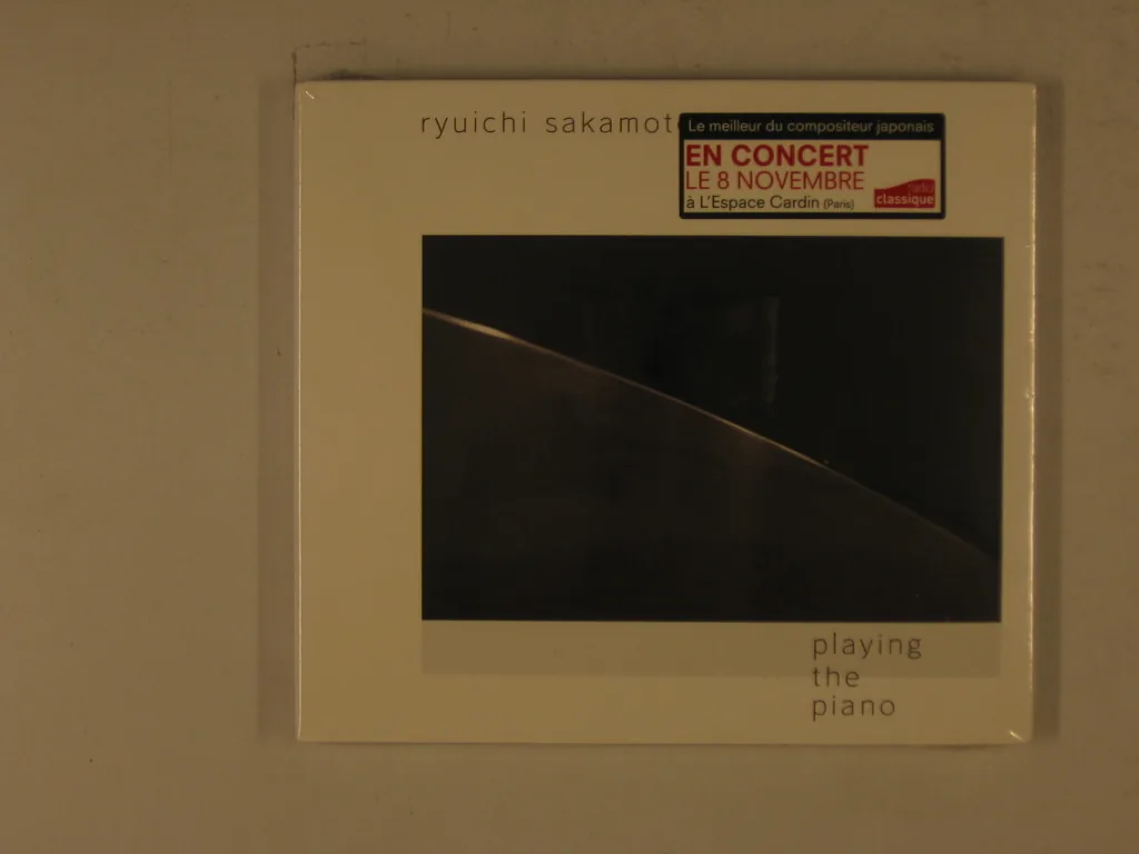 Copertina di Playing The Piano