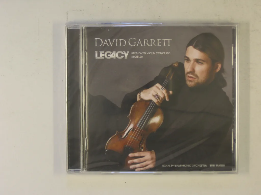Copertina di Legacy