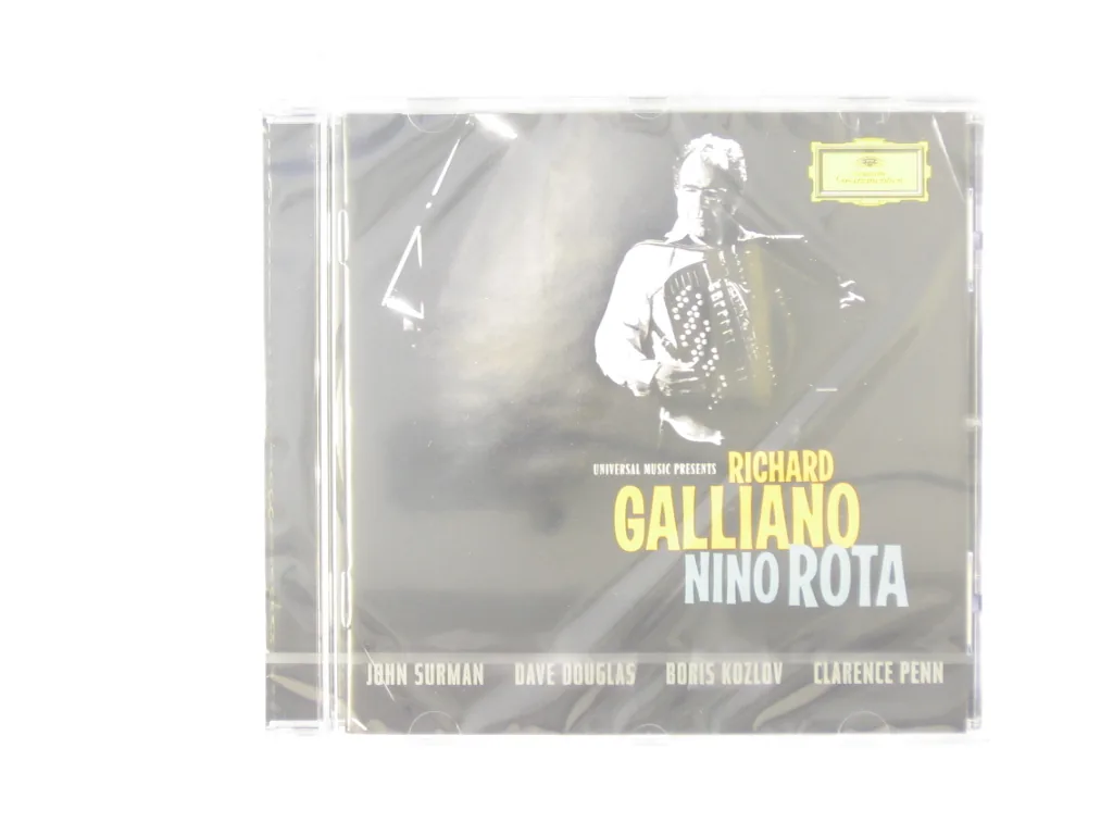 Copertina di Nino Rota