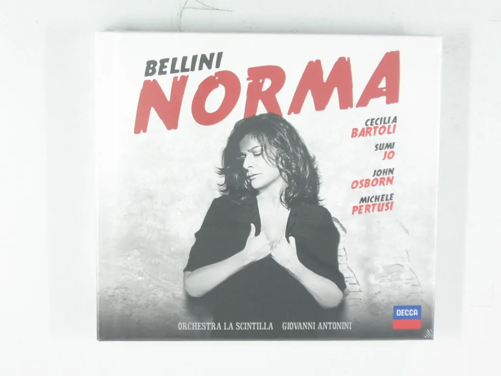 Copertina di Norma