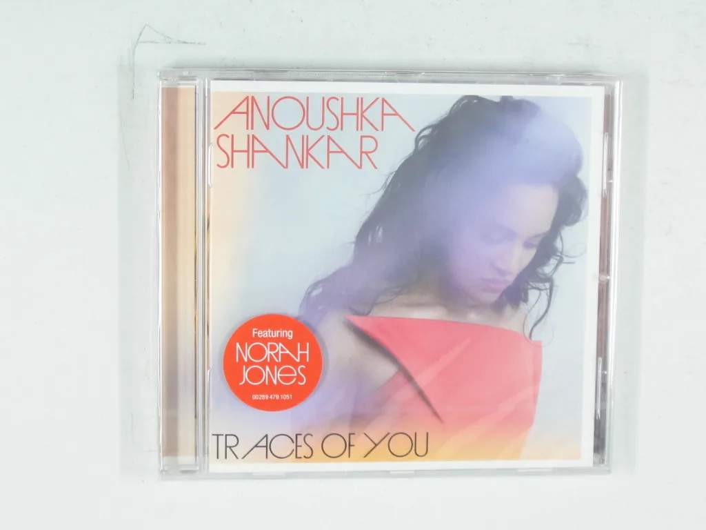 Copertina di Traces Of You
