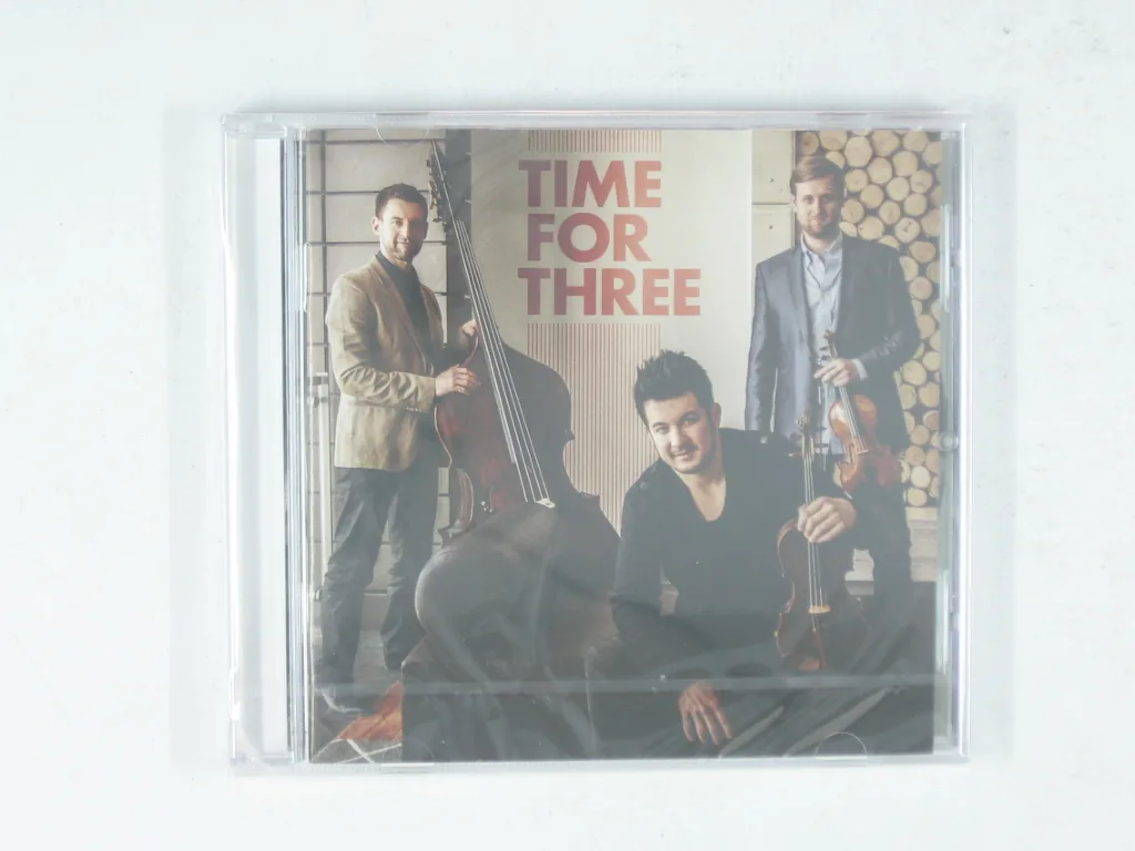 Copertina di Time For Three