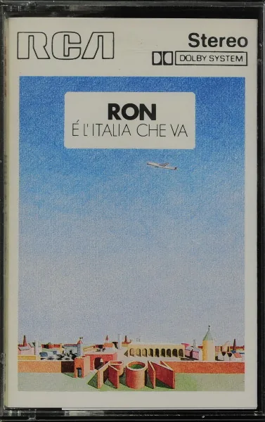 Copertina di É L'Italia Che Va