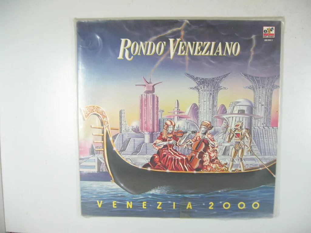 Copertina di Venezia 2000