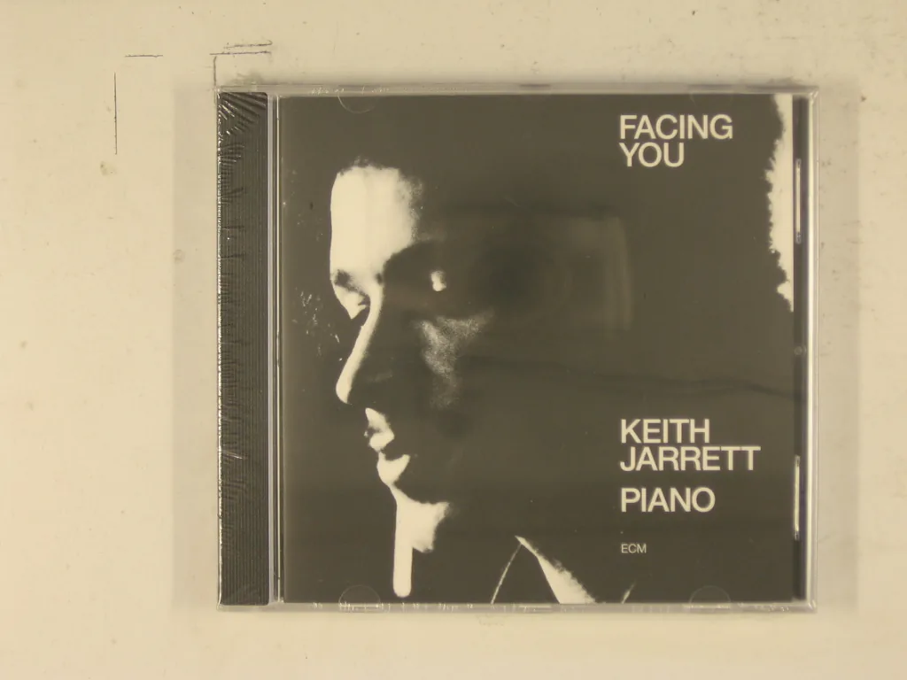 Copertina di Facing You