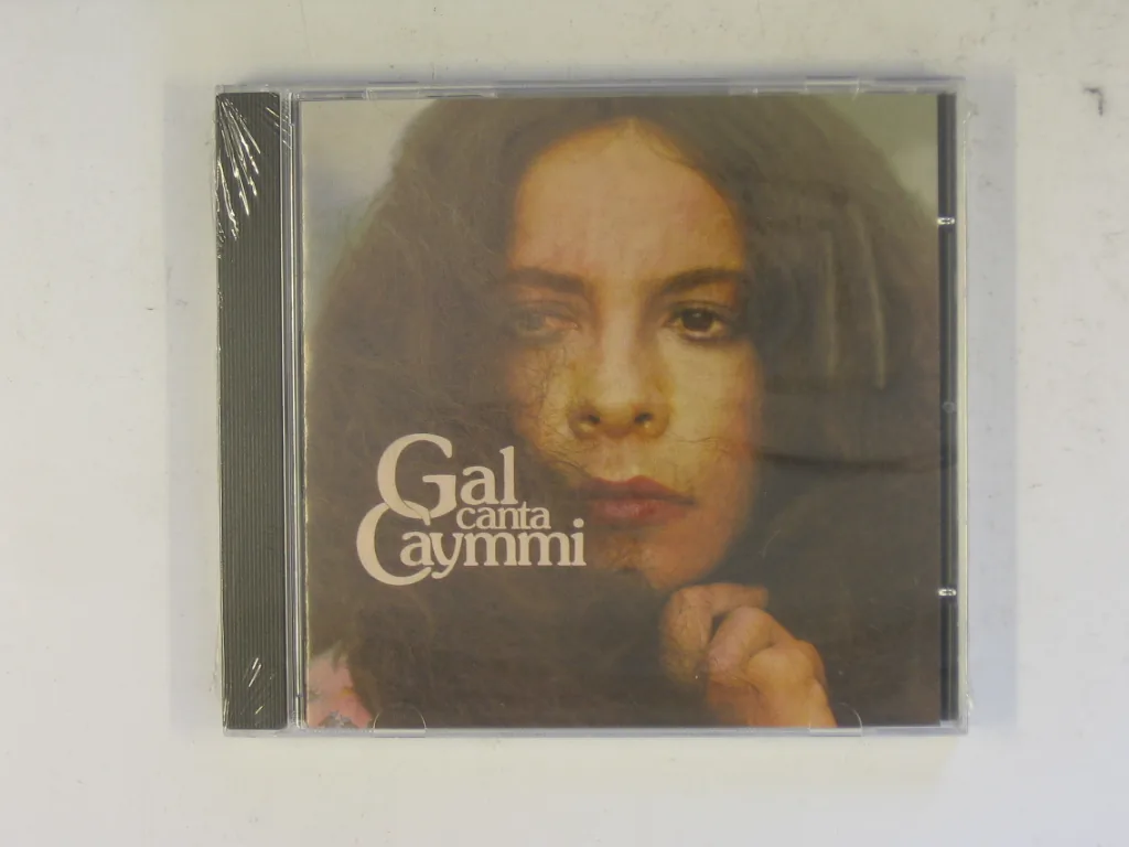 Copertina di Gal Canta Caymmi
