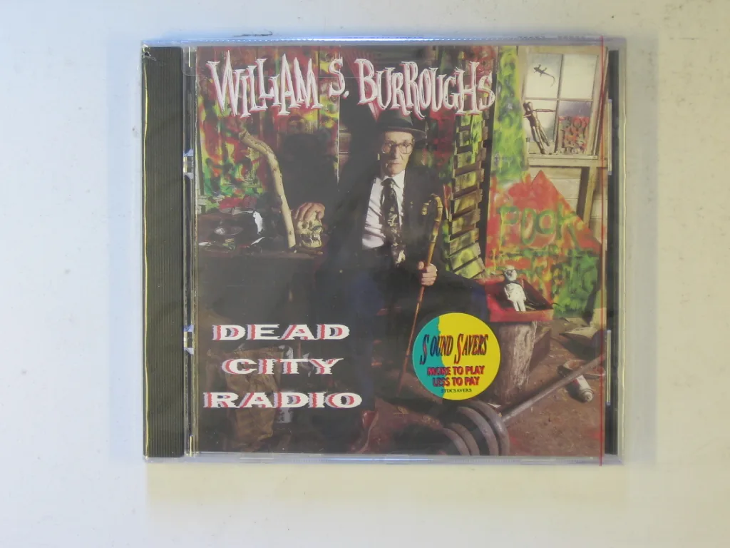 Copertina di Dead City Radio