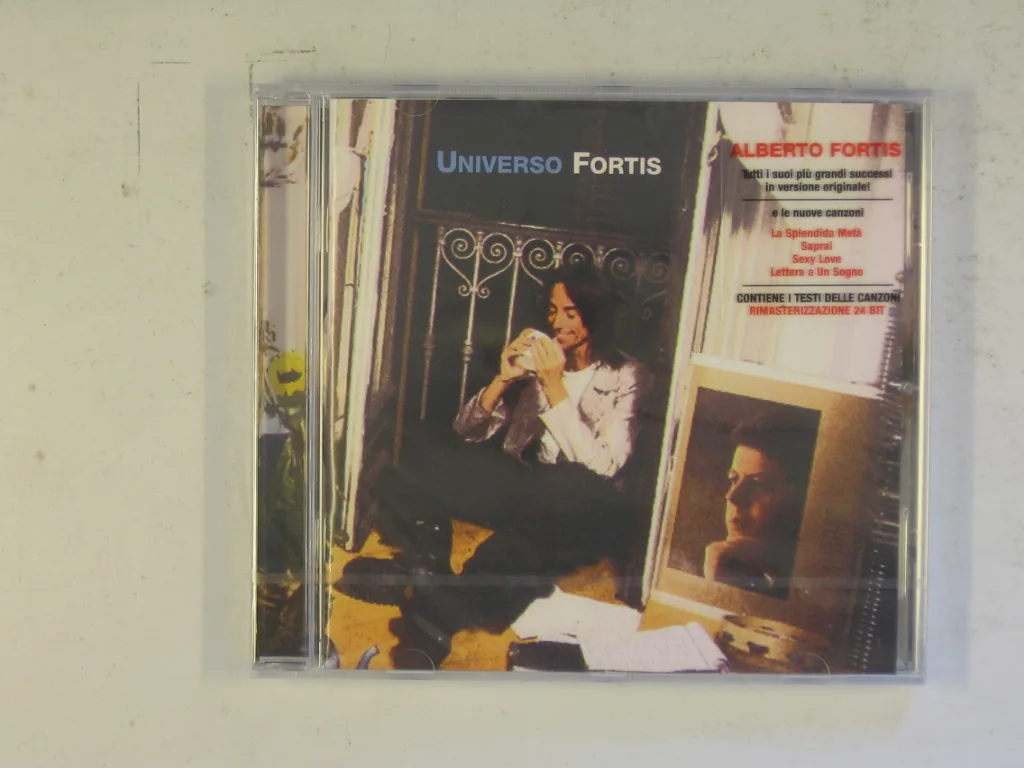 Copertina di Universo Fortis
