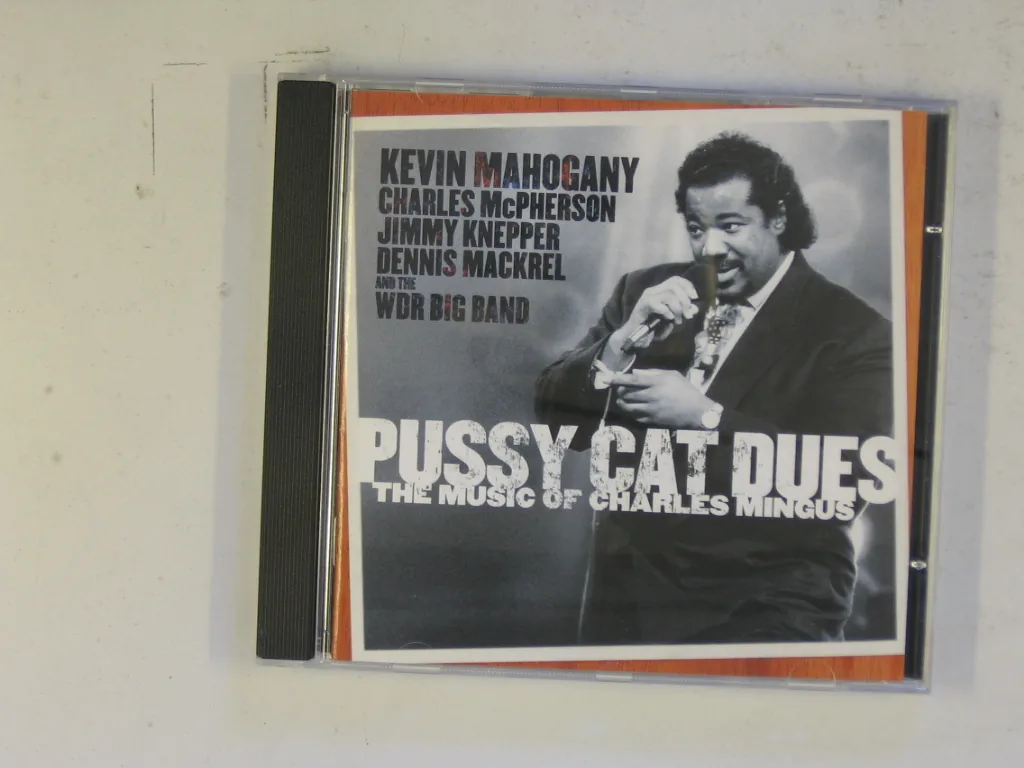 Copertina di Pussy Cat Dues