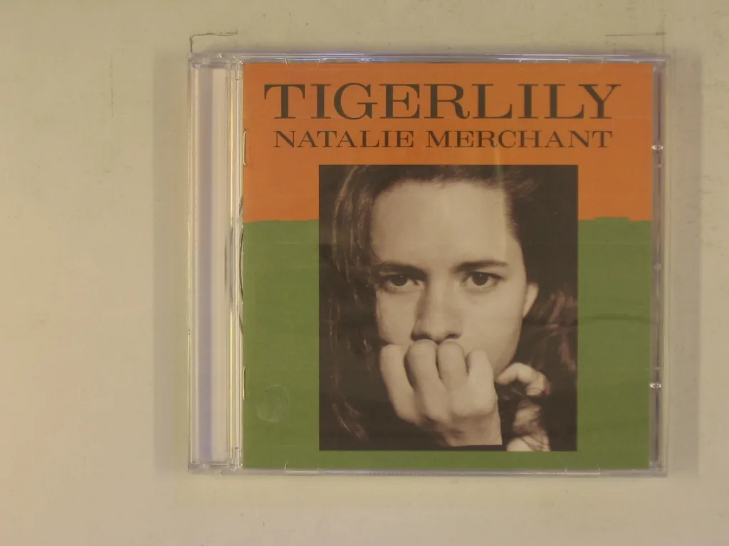 Copertina di Tigerlily