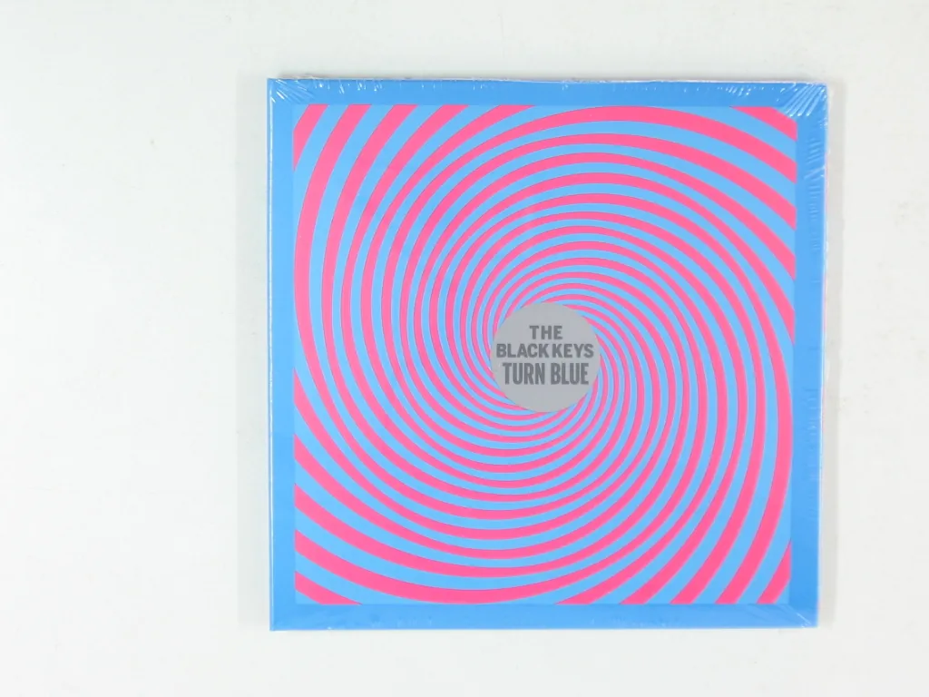Copertina di Turn Blue