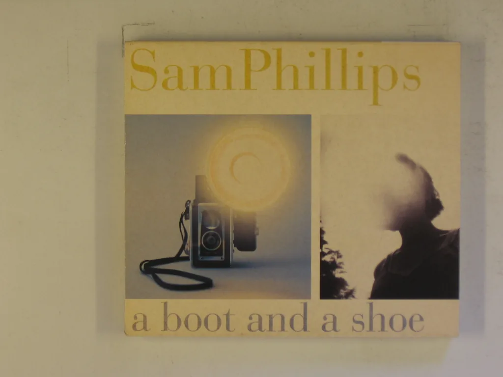 Copertina di A Boot And A Shoe