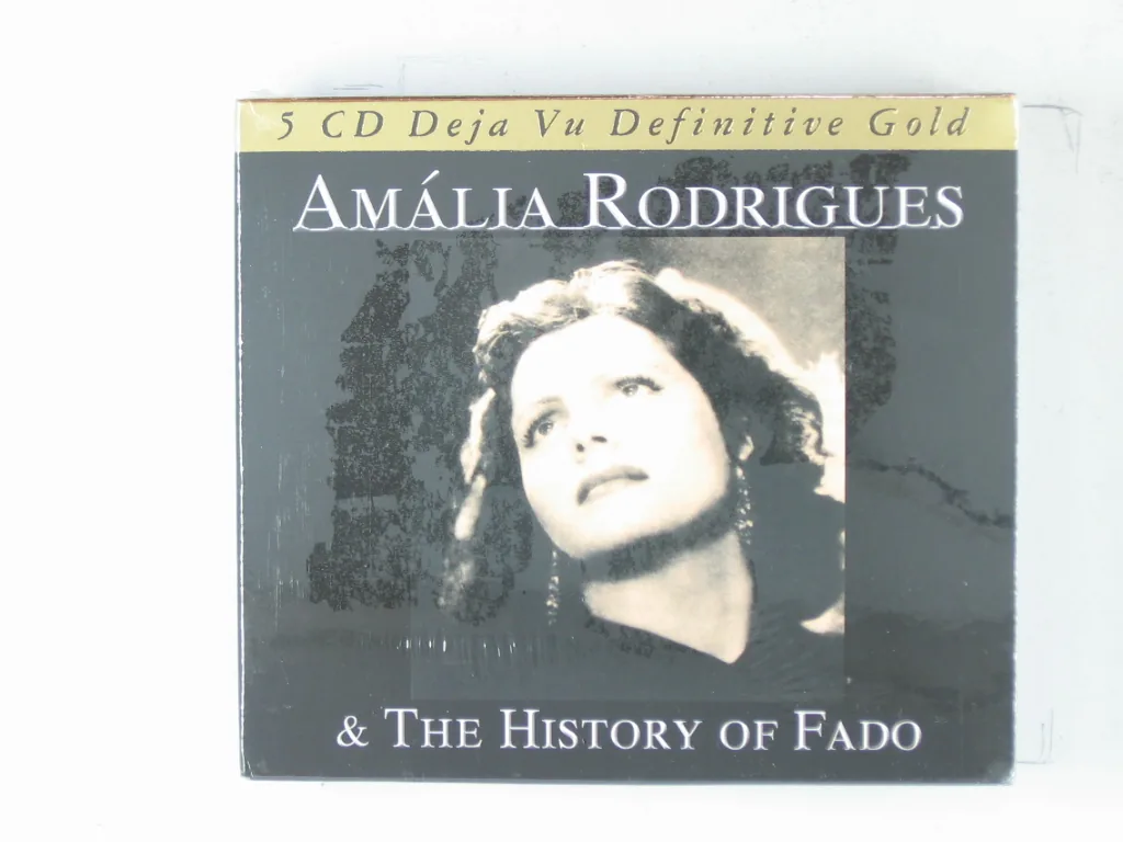 Copertina di Amalia Rodrigues & The History Of Fado