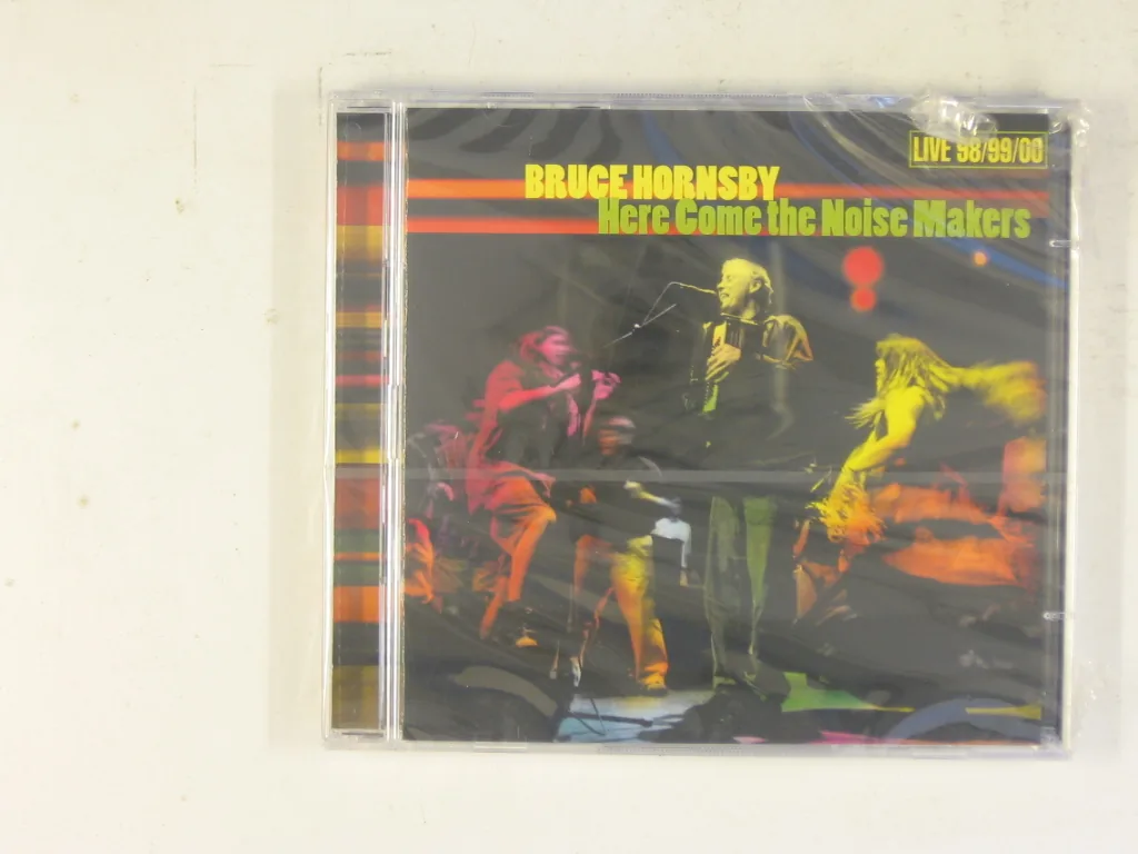 Copertina di Here Come The Noise Makers