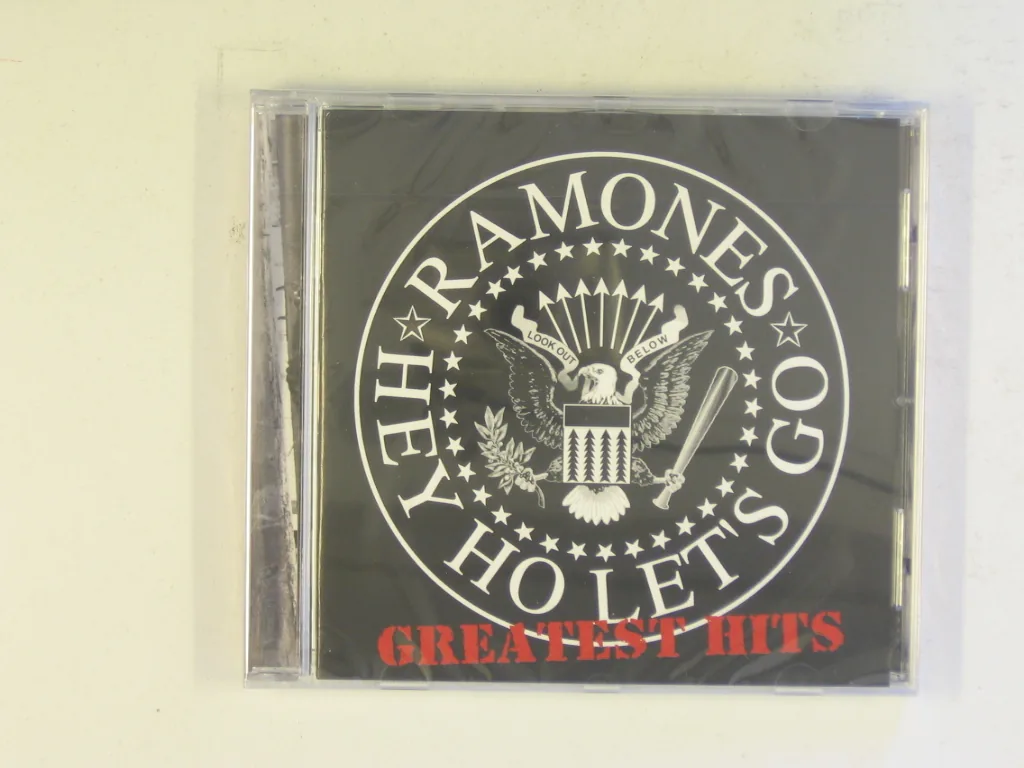 Copertina di Greatest Hits
