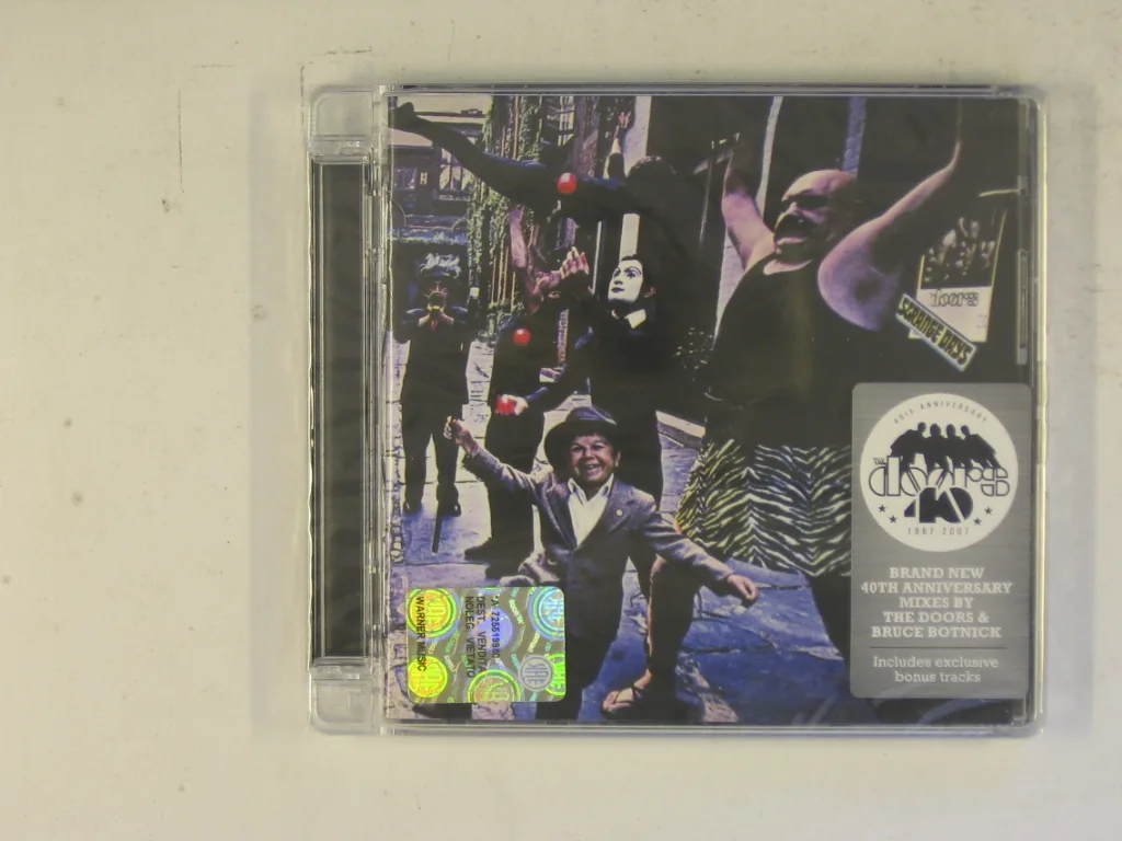 Copertina di Strange Days