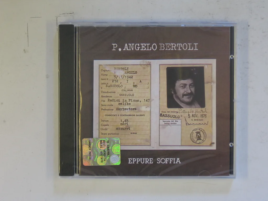 Copertina di Eppure Soffia