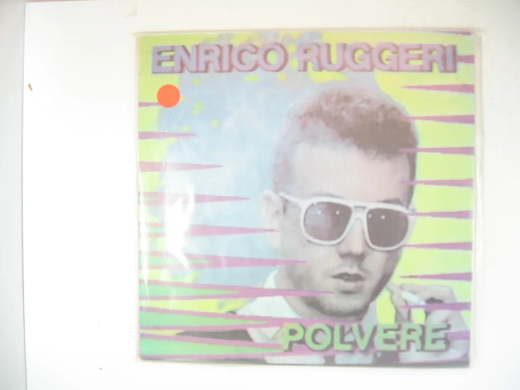 Copertina di Polvere