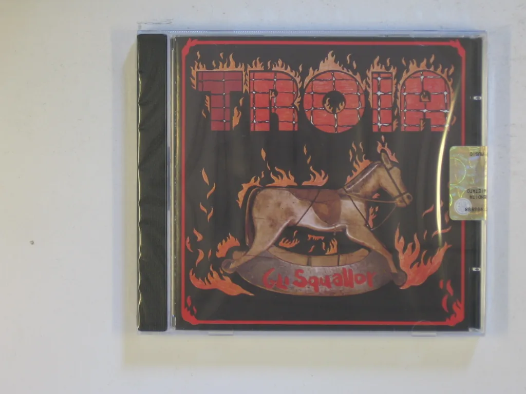 Copertina di Troia