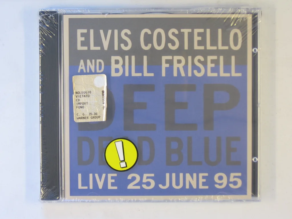 Copertina di Deep Dead Blue