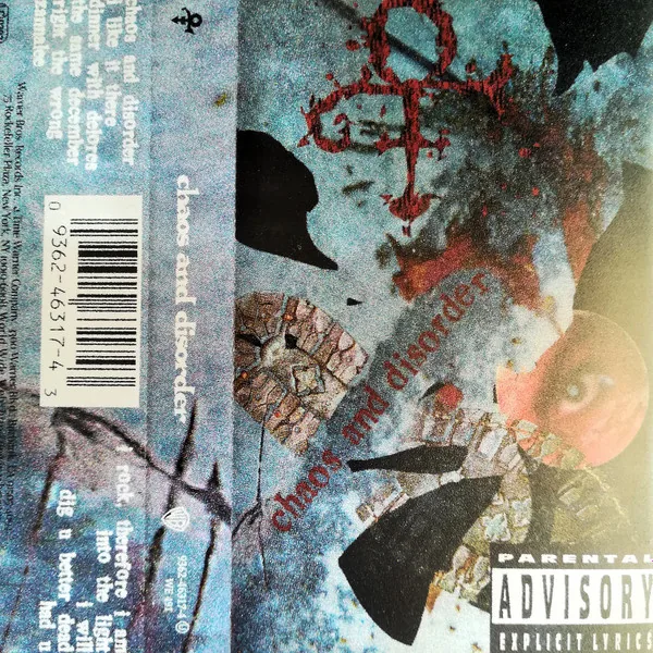 Copertina di Chaos and Disorder