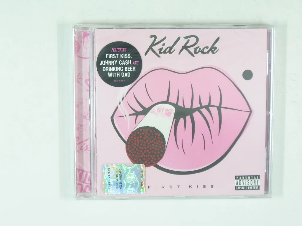 Copertina di First Kiss