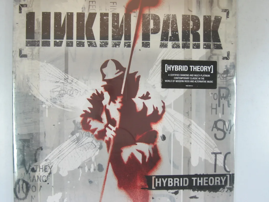 Copertina di Hybrid Theory