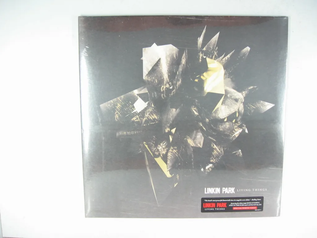 Copertina di Living Things