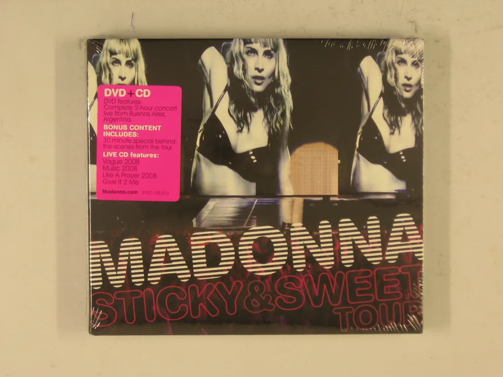 Copertina di Sticky & Sweet Tour
