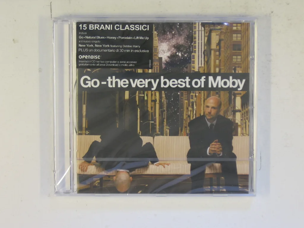 Copertina di Go-The Very Best Of