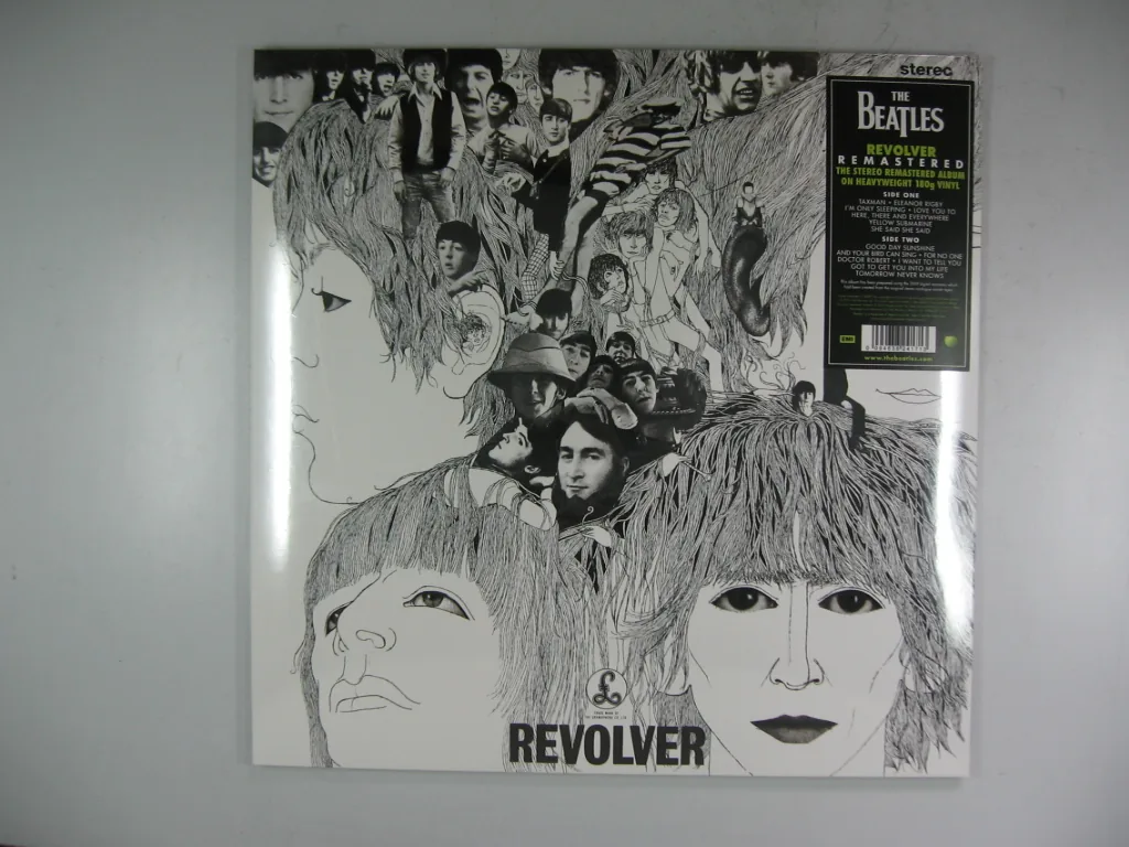 Copertina di Revolver