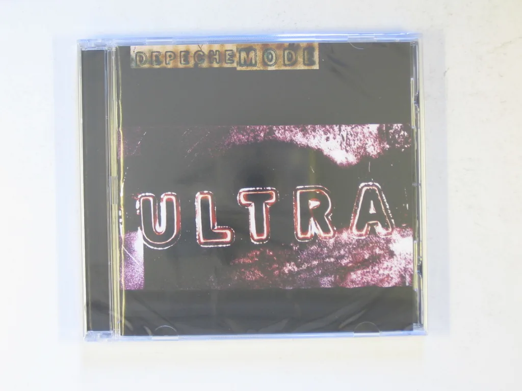 Copertina di Ultra