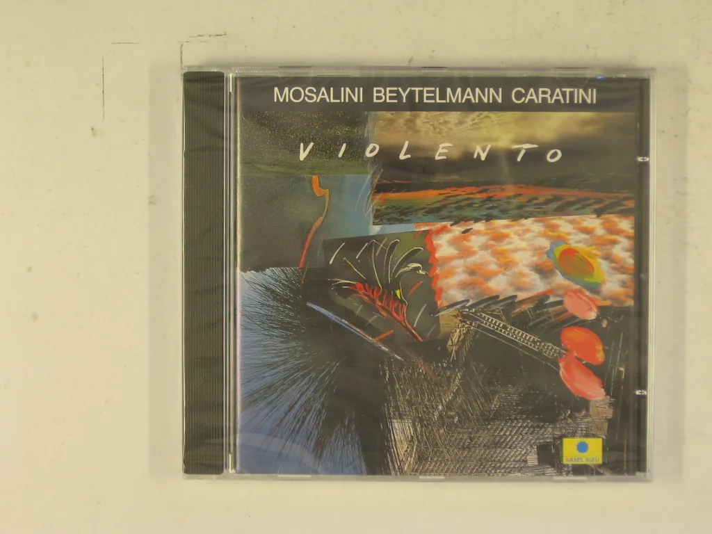 Copertina di Violento