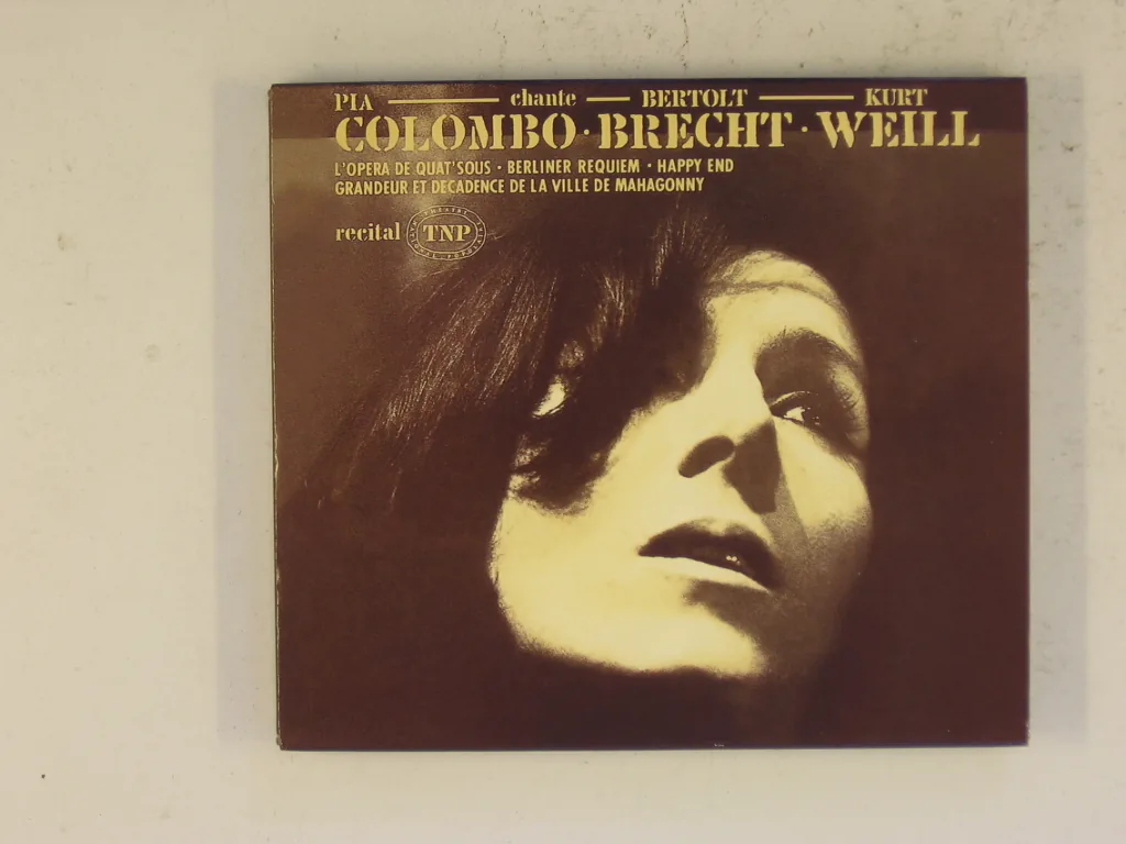Copertina di Pia Colombo Canta Brecht-Weill