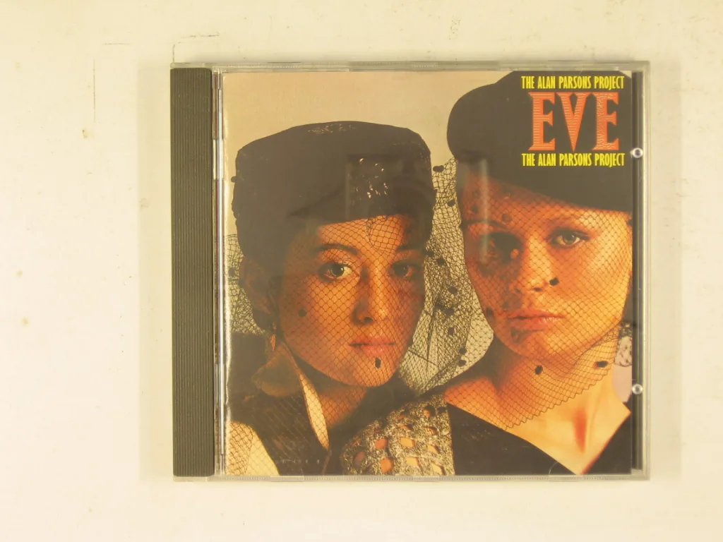 Copertina di Eve