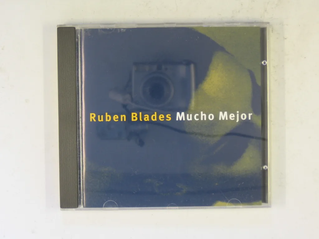 Copertina di Mucho Mejor