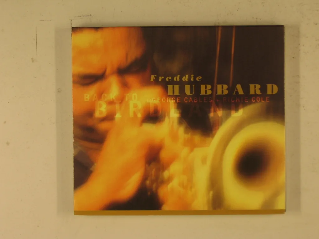 Copertina di Back To Birdland
