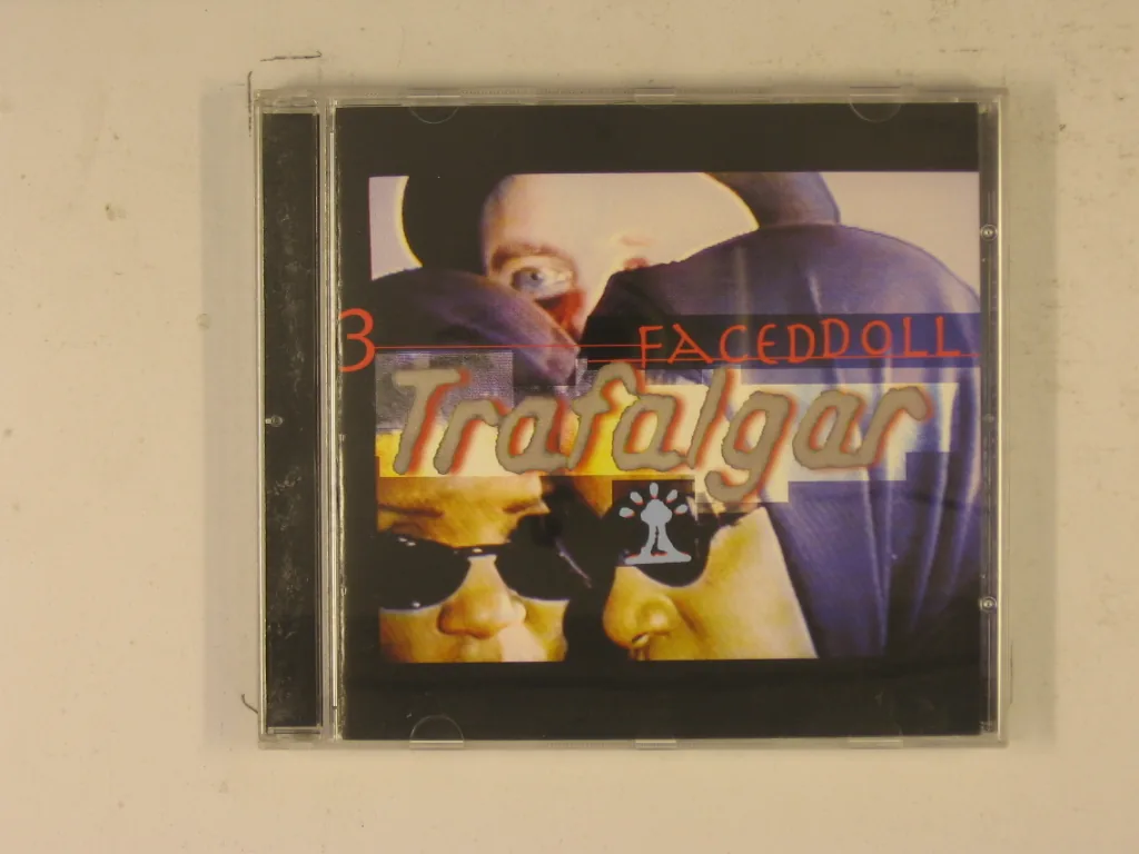 Copertina di 3 Faced Doll