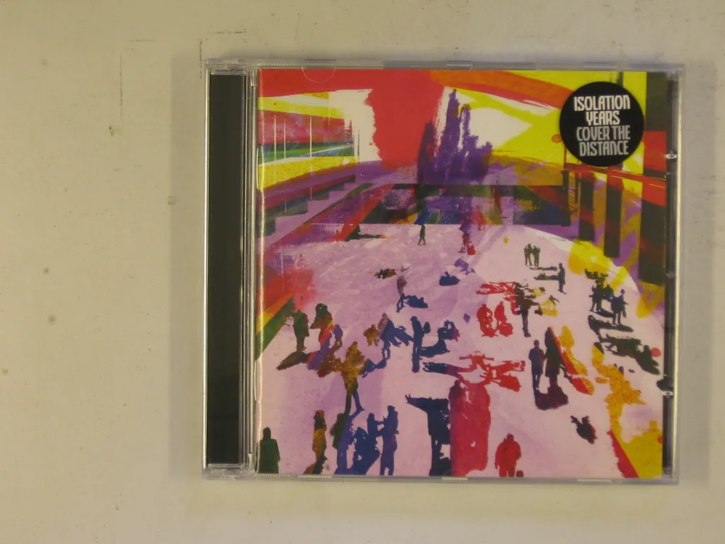 Copertina di Cover The Distance